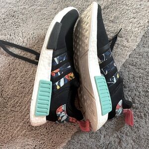 Adidas tennis shoes